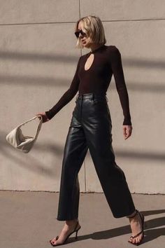 90 Chic Leather Pants Outfits [2024]: What To Wear With Leather Pants To Style The Latest Trend Leather Pants Outfits, Leather Pants Outfit Night, Leather Pants Brown, Dearly Bethany, Faux Leather Pants Outfit, Dinner Outfit Classy, Brown Leather Pants, Style Types, Chic Clothing Style