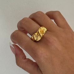 Chunky Gold Nugget Ring - This ring has a beautiful unique design, both stunning and super different from most other pieces. - stainless steel and gold- Will not turn skin green!- Style: Maximalist Funky Gold Jewelry, Gold Chunky Jewelry, Chunky Gold Rings, Gold Nugget Ring, Chunky Gold Jewelry, Sunset Cliffs, Diy Jewelry Unique, Bold Rings, Gold Statement Ring