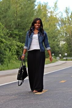 Modest, Feminine Dressing for the Plus Size Woman Mode Tips, Spring Work Outfits, Jean Vest, Skirt Maxi, Miami Fashion, Casual Work Outfits