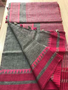 Pure Lenin sarees Order what's app 7995736811 Lenin Sarees, Jute Sarees, Tussar Saree, Indian Designers, Dhakai Jamdani Saree, Linen Sarees, Jamdani Saree