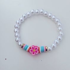 Handmade Tropical Flower Charm Bracelets Is Cute For Women’s Girl, I Can Adjust The Size Adjustable White Jewelry With Flower Decoration, Handmade White Pearl Bracelet With Flower Shape, Adjustable White Bracelet With Flower Decoration, Handmade White Pearl Flower Bracelet, Handmade White Flower Pearl Bracelet, White Beaded Bracelets With Flower Charm For Spring, Cute White Beaded Stretch Bracelet, White Beaded Pearl Bracelet With Flower Design, Spring White Beaded Bracelets With Flower Charm