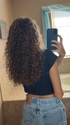 Natural Curly Hair Cuts, Highlights Curly Hair, Brown Curly Hair, Curly Girl Hairstyles