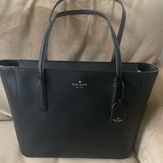 Brand New With Tag Kate Spade Medium Saffiano Pvc Tote Kate Spade Saffiano Leather Shopping Bag, Chic Black Saffiano Leather Bags, Kate Spade Black Saffiano Leather Bag, Black Kate Spade Saffiano Leather Bag, Black Saffiano Leather Shopping Bags, Bags Kate Spade, Medium Tote, Kate Spade Bags, Womens Tote Bags