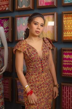 Burmese Outfit, Dress Pattern Ideas, Batik Kombinasi, Gamis Dress, Batik Modern, Model Gamis, Dress Batik