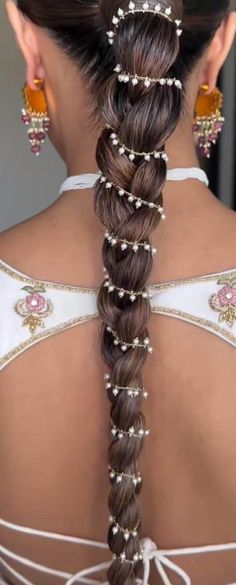 Pearl Choti chain /Braid Pearl chain Choti /Indian Bridal Choti / Hair accessories/Indian Wedding/Bridal Hair accessories Indian Bridal Braid, Hair Accessories Indian, Indian Braids, Brown Clothes, Chain Braid, Wedding Bridal Hair, Bridal Braids, Accessories Indian, Rope Braid