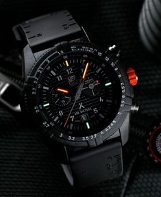 Bear Grylls Survival, Survival Watch, Luminox Watches, Adventure Watches, Stylish Watches Men, Bear Grylls, Mens Fashion Watches, Military Watches