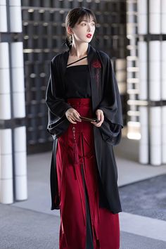 Black/Red Chinese Style Song Dynasty Flower Embroidery Long Sweet Hanfu Dress Full Set – LolitaInside Organza Styles, Traditional Asian Dress, Style Types, School Uniform Outfits, Hanfu Dress, Black Costume, Song Dynasty, Song Of Style, Fashion Illustration Dresses