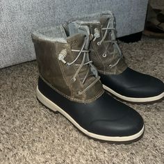 Brand New Never Worn Sperry Boots Size 8.5! My Favorite Fall Shoes Just Needed A Smaller Size!! Sperry Maritime Repel Boots, Sperry Boots, Sperry Women's, Sperry Shoes, Fall Shoes, Winter Rain, Sperrys, Black Green, Rain Boots