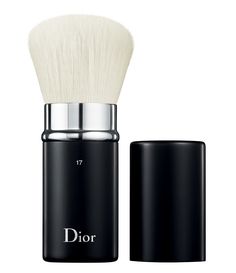 Drawing inspiration from backstage Dior runway shows&#x2C; the retractable kabuki brush No. 17 is designed for perfect&#x2C; simple makeup application. It is the ideal tool for use with bronzer powders. This on-the-go brush in an ultra-practical retractable format applies powder for a guaranteed natural result. Its rounded shape and dense bristles pick up just the right amount of bronzing pigments and blend them into the skin for a smooth and even sun Alat Makeup, Dior Backstage, Dior Lipstick, Proper Hygiene, Benefit Makeup, Brush Cleanser, Kabuki Brush, Beauty Make-up, Dior Makeup