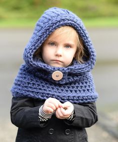 Clove Cowl children pattern available at LoveCrochet. Find more patterns by The Velvet Acorn and share your own projects at LoveCrochet.Com! Lotr Crochet, Crochet Hooded Cowl, Velvet Acorn, Crochet Hood, Hooded Cowl, Kids Library, Super Bulky Yarn, Hooded Scarf, Cowl Pattern