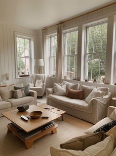 White Sectional Living Room Decor for a Modern Home Sectional Living Room Decor, White Couch, White Sectional