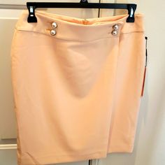 New Calvin Klein Peach Suit Skirt Size 12p With Accent Pearl Buttons Peach Suit, Jean Midi Skirt, Belted Midi Skirt, Striped Maxi Skirts, Textured Skirt, Tweed Pencil Skirt, Denim Patches, Womens Pencil Skirts, Midi Skirt Pencil