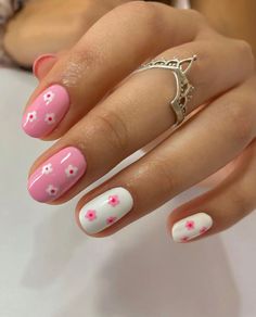 Short Nails Summer, Short Summer Nails, Pink Designs, Nail Painting, Short Gel Nails, Short Nails Art