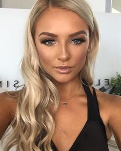 Lovely makeup Debs Makeup, Moh Hair, Blonde Bridal Hair, Bridal Makeup For Blondes, 2018 Makeup, Contour Highlight, Formal Makeup, Makeup For Blondes