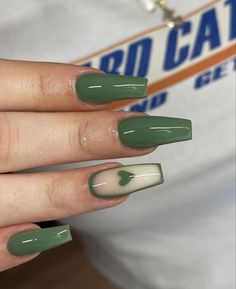 Classic Nail Designs Coffin, Acrylic Nail Designs Sage Green, Simple Nails Design Green, Simple Green Nails Square, Nail Ideas Coffin Green, Simple Spring Nails Coffin, Cute Olive Green Nails, Nail Inspo Acrylic Green, Nails For 22nd Birthday