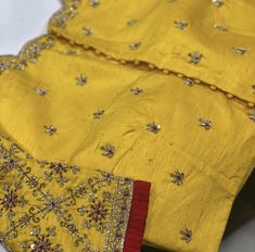 Silk Blouse Work, Blouse Designs Catalogue, Ideas Embroidery, Beginners Embroidery, Fashionable Saree Blouse Designs, Cutwork Blouse Designs, Stitches Embroidery, Blouse Designs Indian