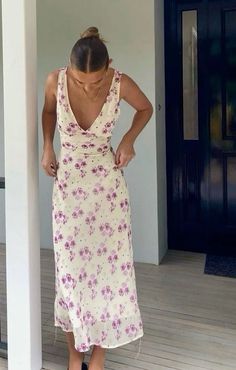 Summer Coastal Cowgirl, Coastal Cowgirl Aesthetic, Summer Dinner Party, Mode Hippie, Cowgirl Aesthetic, Summer Life, Europe Outfits, Summer Friends, Dress For Summer