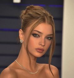 Madelyn Cline Makeup, Leni Klum, Face App, Madelyn Cline, Hairdo For Long Hair, Hair Inspo Color, Blonde Beauty, Aesthetic Hair