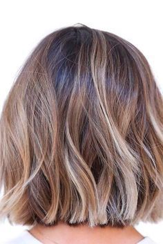 Cream Blonde Hair, Hair Color Ideas For Brunettes Short, Bob Ombre, Brunette Ombre, Long Bobs, Medium Bob Haircut, Brunette Bob, Brunette Balayage, Medium Bob Hairstyles