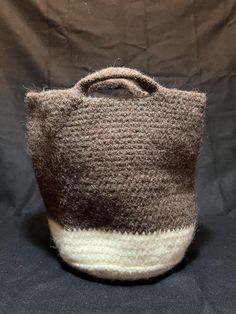 Wool-felted bags custom made. All colors. Different sizes. Customized crocheted accessory. Brown Crochet Bag Gift, Brown Crochet Bag For Gift, Brown Hand-knitted Crochet Tote Bag, Handmade Brown Crochet Yarn Bag, Handmade Brown Crochet Bucket Bag, Handmade Brown Bucket Crochet Bag, Brown Yarn Crochet Bag, Felted Bags, Crochet Wool