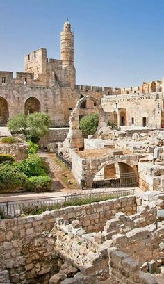 the ruins of an ancient roman city