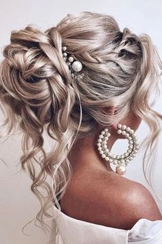 102 Beautiful Wedding Hairstyles and Bridal Hair Ideas #hairstyleideas #easyhairstyle #cutehairstyle Long Hair And Short Hair, Updo Bridesmaid, Hairstyles Bridesmaid, Trendy Wedding Hairstyles, Hair Wedding