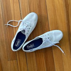 In Excellent Condition And Never Worn. There Is A Very Faded Stain That Would Probably Come Out With Some Stain Remover. Standard Fit. Classic White Sneakers, Keds Shoes, Stain Remover, White Sneakers, Keds, Classic White, Womens Shoes Sneakers, Shoes Sneakers, Color White