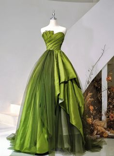 #promdress, #partydress, #formaldress, #greendress, #eveningdress, #gown Party Dress Green, Long Party Gowns, Green Evening Gowns, Prom Evening Dresses, Sweep Train Prom Dress, Green Formal Dresses, Long Party Dress, Velvet Party Dress, Floral Dress Formal