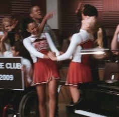 Glee Santana And Brittany, Diana Argon, Brittany And Santana, Choir Room, Becca Tobin, Heather Morris, Naya Rivera, Tv Show Games