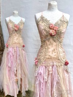 Marie Antoinette Style Pink Wedding Dress, Fitted Pink Lace For Wedding, Bohemian Lace Patchwork For Wedding, Wedding Dress With Roses, Dress With Roses, Fairy Dresses, Victorian Wedding, Antique Lace, Wedding Dresses Unique