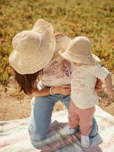 Matching Sun Hats for Mama and Me in Beige from Kit & Wilder. Your new favorite way to match your kids, matching straw sun hats. These are foldable and lightweight, great for packing on vacation or in your bag for a day at the beach. These neutral toddler and kid hats will match with everything but we pair them with many of our earth toned sets. The perfect mother's day gift for yourself to match with your babies without sacrificing that boho and hippie style. Shop our other colors too!