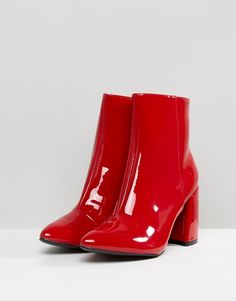 How To Style Red Accessories For Autumn - Inthefrow Red Heel Boots, Dr Shoes, Red Vinyl, Red Accessories, Ladies Sandals, Prom Heels, Red Boots, Aesthetic Shoes