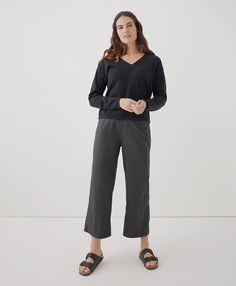 Women's Storm Daily Twill Crop Pant 2XL. Super soft organic women's Daily Twill Crop Pant from Wear PACT. Fair Trade Factory. GOTS Certified Organic Cotton Organic Cotton Relaxed Fit Pants, Relaxed Fit Organic Cotton Pants, Casual Organic Cotton Bottoms, Crop Pants, Weekend Wear, Twill Fabric, Personal Marketing, Cropped Pants, Fair Trade