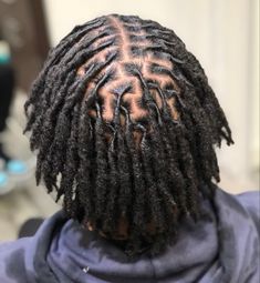 Dreads With Middle Part, Loc Parting Patterns Men, Men Loc Extensions, Free Part Locs Men, 4c Locs Men, Retwist No Style, Small Dreads Men, Medium Locs Men, Middle Part Dreads