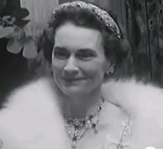 Princess Alice in the diamond and emerald bandeau Tiara, Emerald