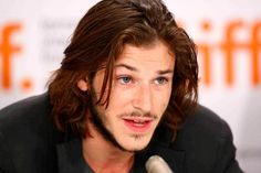 Dunner Wordend Haar, Growing Your Hair Out, Gaspard Ulliel, Cool Hairstyles For Men, Kids Hair Cuts, Long Brown Hair