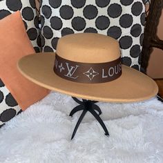 Louis Vuitton Handmade Fedora Hat Designer Flat Brim Hats For Spring, Designer Wide Brim Beach Hat, Designer Brown Hats For Spring, Designer Brown Hat For Spring, Designer Wide Brim Hat For The Beach, Designer Brimmed Beach Hats, Designer Wide Brim Hat For Beach, Designer Short-brimmed Hats For Spring, Designer Wide Brim Beige Hats