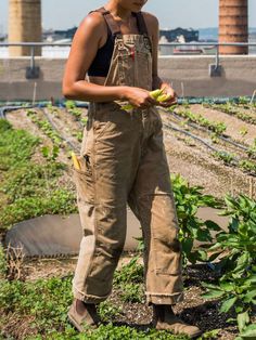 Duck Bib Overalls Canvas Workwear Dungarees Farm Clothes, Gardening Outfit, Bib Overalls, Look Plus, Fashion Inspo Outfits, Birkenstock, Work Outfit, Style Me