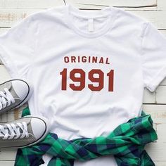 1991 T Shirt Loose Tshirt, Summer Fashion Women, Simple Tshirt, Ladies Tee Shirts, Tees For Women, Super Ideas, Party Tops, Diy Birthday, T Shirt Women