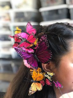 From our Whimsical Collection, this elegant women's headpiece features butterflies perched on a comfortable satin headband base with butterflies. The piece is done on a clip and can be worn without headband as well. The shape can be changed as needed. I N C L U D E D Satin headband base topped with high quality intricately detailed feather butterflies. S H I P P I N G - Processed same day or within 24 hours. 1-2 day guaranteed delivery, add item to cart, click shipping tab for rates. Pls leave a Adjustable Fascinator For Festivals, Butterfly Headpiece, Elegant Face Mask, White Fascinator, Party Face Masks, Flower Headdress, Derby Fascinator, Hat Fascinator, Prom Dance