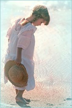 Kind Photo, Straw Hat, Beach Life, Summer Time, Art For Kids