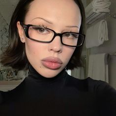 Woman With Glasses, Cute Glasses Frames, Guest Hair, Makeup Tut, Makeup Tattoos, Office Siren, Aesthetic People, I Love Girls