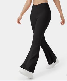 Halara flare leggings Black Flared Leggings, Flared Leggings, Black Flare, Flare Leggings, Denim Leggings