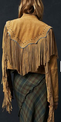 Fringe Jacket Outfit, Western Chic Fashion, Fringe Coats, Cowboy Jacket, Looks Country, Fringe Leather Jacket, Rodeo Outfits, Western Jacket, Western Women