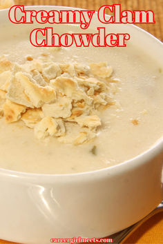 This is the best new england style creamy clam chowder recipe! It's thick, delicious, and can be made in a crock pot. This classic clam chowder recipe is not the manahattan version, but instead the original hearty version. The bacon and potatoes really add depth and flavor to the most loved recipe. Enjoy all year round, especially in the cold Fall and Winter months. Enjoy!!

// creamy clam chowder // best clam chowder recipe // easy soup recipes // dinner recipes //