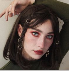 Interesting Images, Peinados Fáciles Para Cabello Corto, Makeup Eyes, Grunge Makeup, Hair Reference