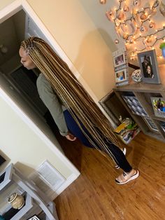 Knee Length Knotless Braids, Knee Length Knotless, Brown Box Braids, Black Box Braids, Brown And Blonde, Braids With Shaved Sides, Blonde Box Braids, Pretty Braids