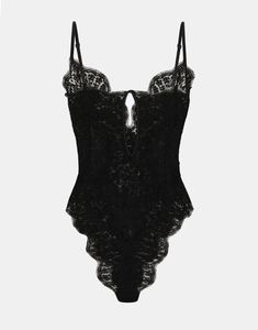 Chantilly lace and tulle bodysuit: Black Unlined Soft triangle cups Adjustable silk straps Button on the back and hook-and-eye fastenings on the gusset The model is 175 cm tall and wears a size IT 40 Made in Italy Tulle Bodysuit, Black Lace Bodysuit, Bodysuit Black, Chantilly Lace, Lace Bodysuit, Black Bodysuit, Lace Detail, Black Lace, Spaghetti Strap