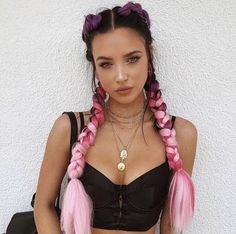 think pink Genelle Seldon, Festival Hair Braids, Pink Hair Extensions, Coachella Hair, Festival Braids, Rave Hair, Fest Outfits, French Braid Hairstyles, Braids With Extensions