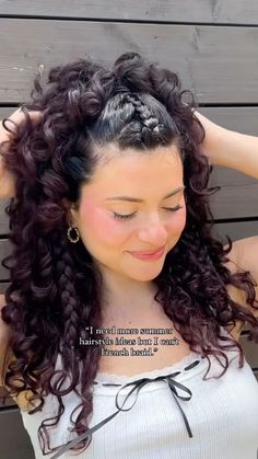 Easy Summer Hairstyles, Long Curly Hair, Easy Summer, Curly Hairstyle, Friends And Family, Summer Hairstyles, Easy Hairstyles, The Weekend